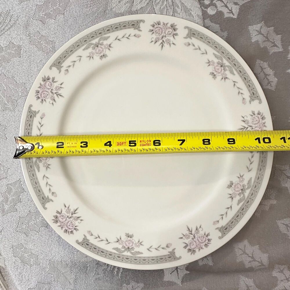 Dynasty Fine China Colleen 12 Piece Dinnerware Set 4 Dinner Bread Plates Bowls - Picture 5 of 16